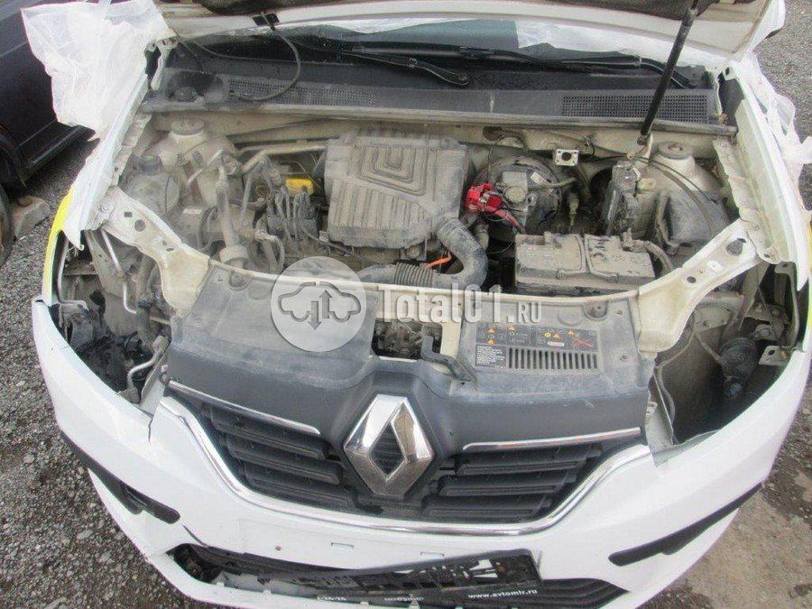 Фото Renault Logan 22