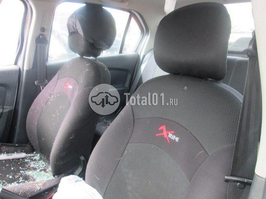 Фото Renault Logan 58