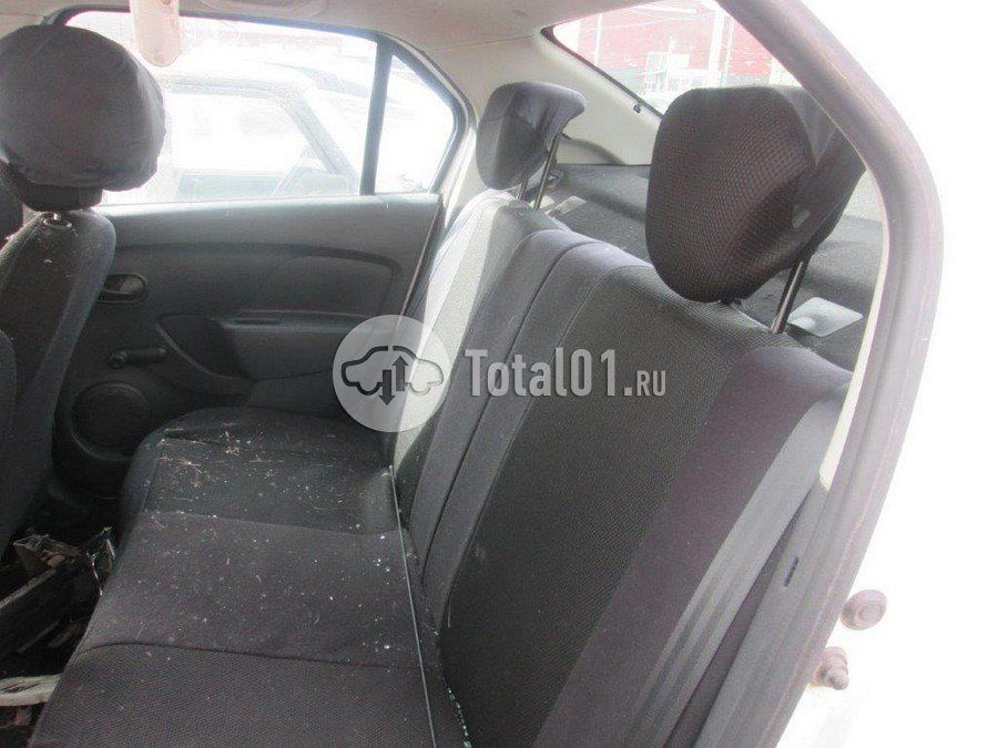 Фото Renault Logan 72