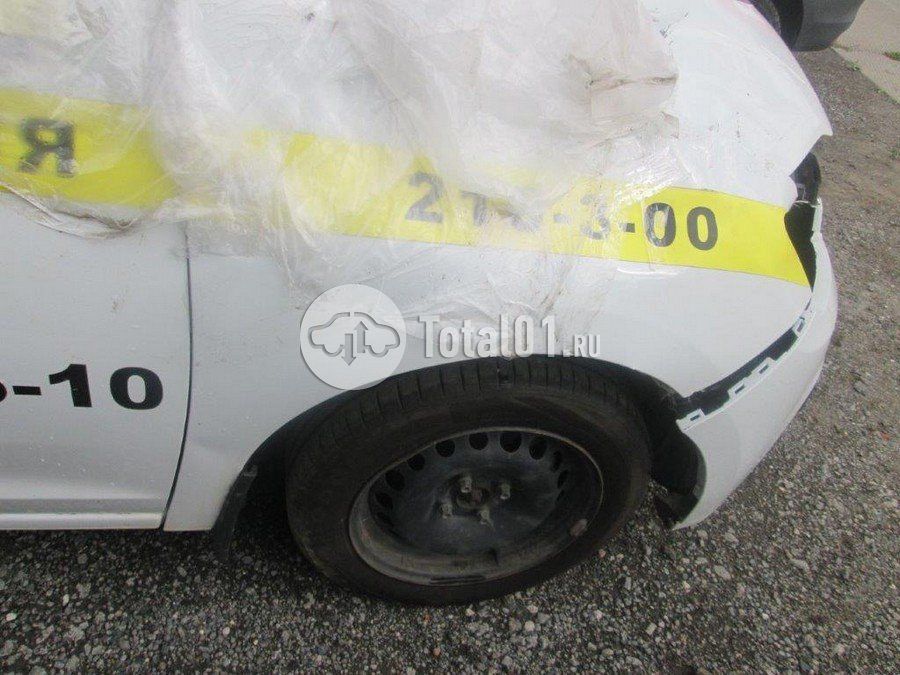 Фото Renault Logan 94
