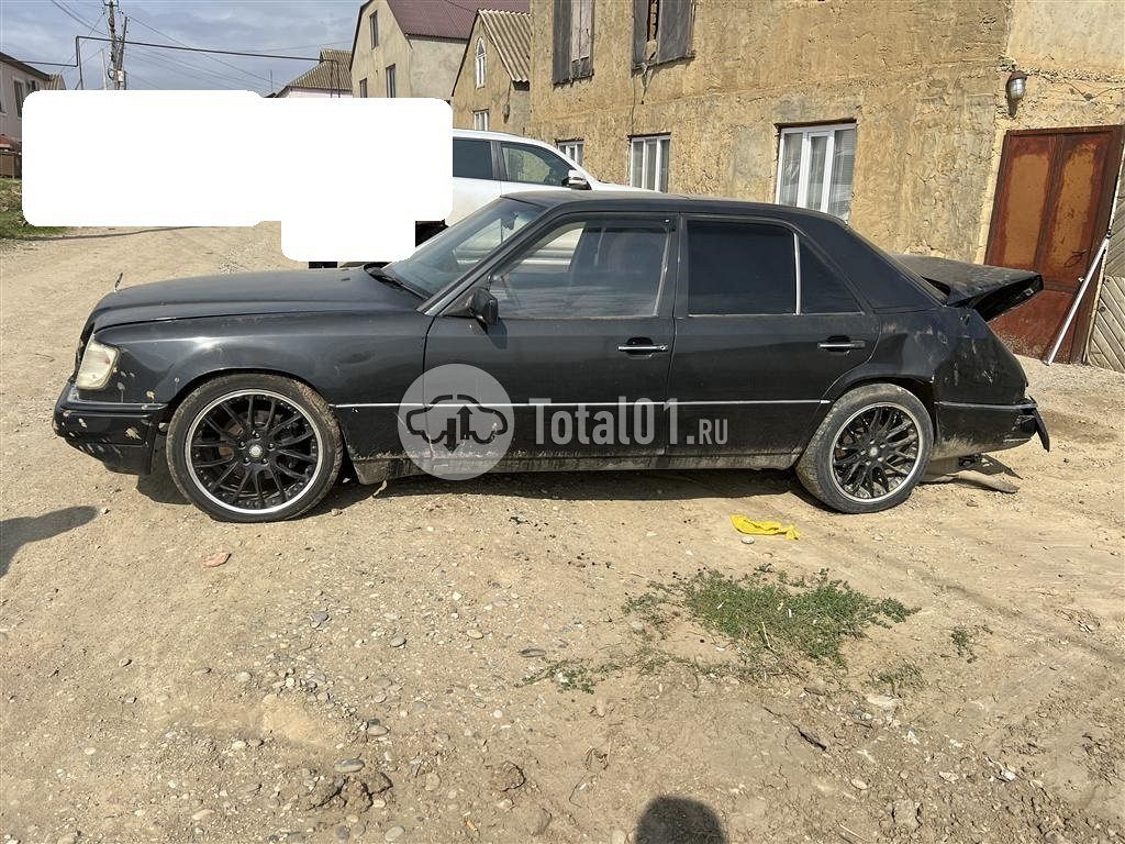 Фото Mercedes-Benz E-класс 8