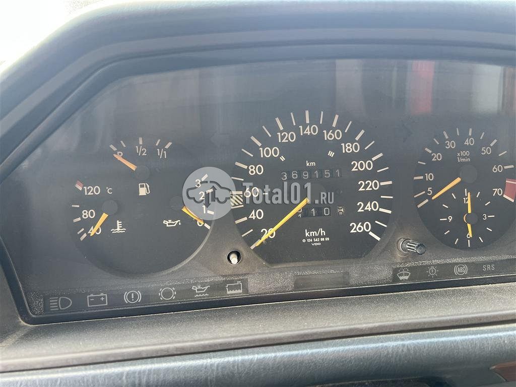 Фото Mercedes-Benz E-класс 30