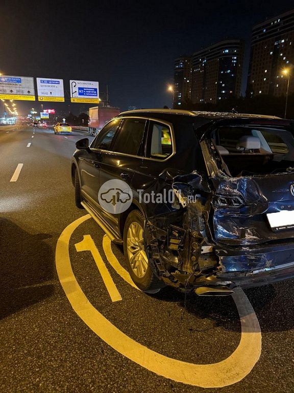 Фото Volkswagen Touareg 2