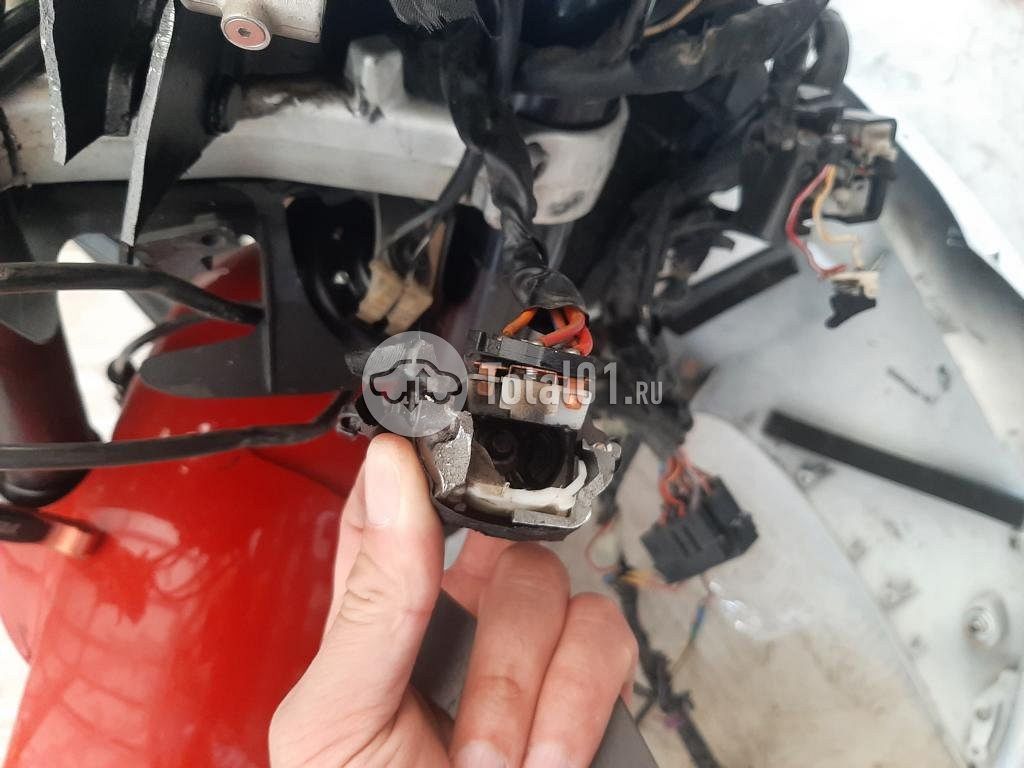 Фото Yamaha YZF-R6 36