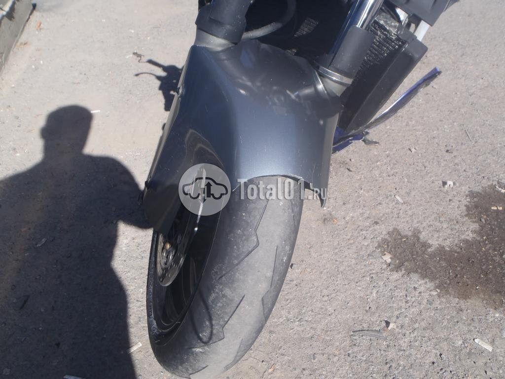 Фото Yamaha YZF-R6 10
