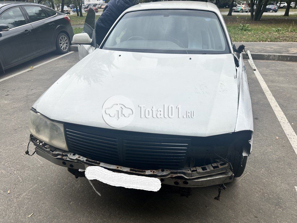 Фото Nissan Cedric 12