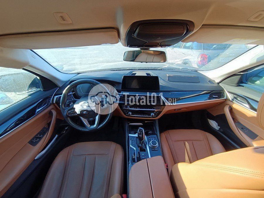Фото BMW 5 серия 130