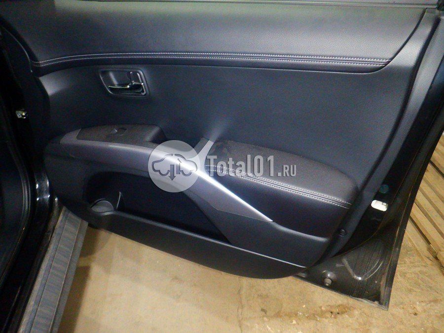 Фото Mitsubishi Outlander 22