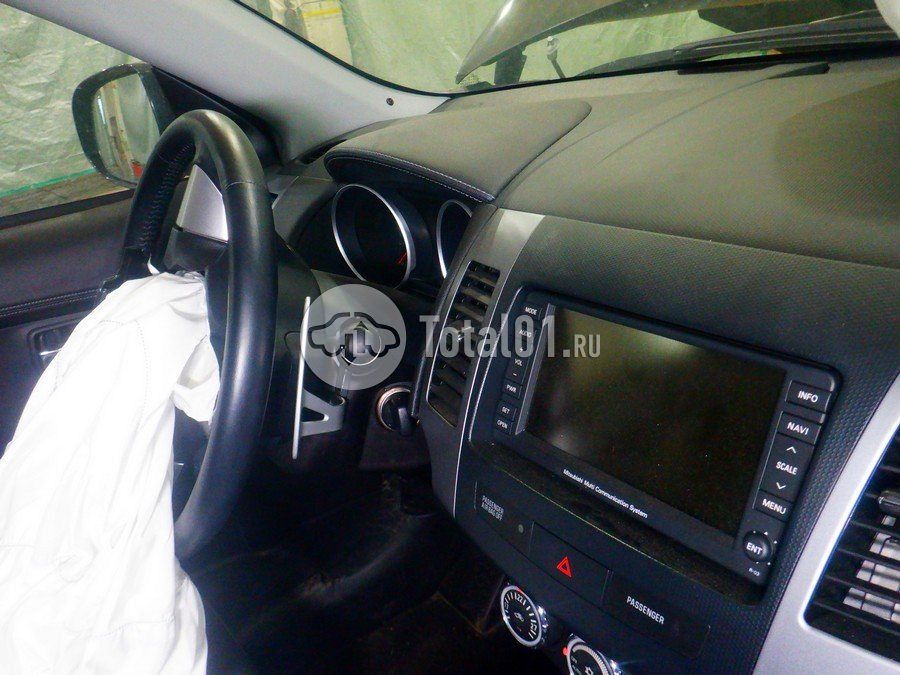 Фото Mitsubishi Outlander 44