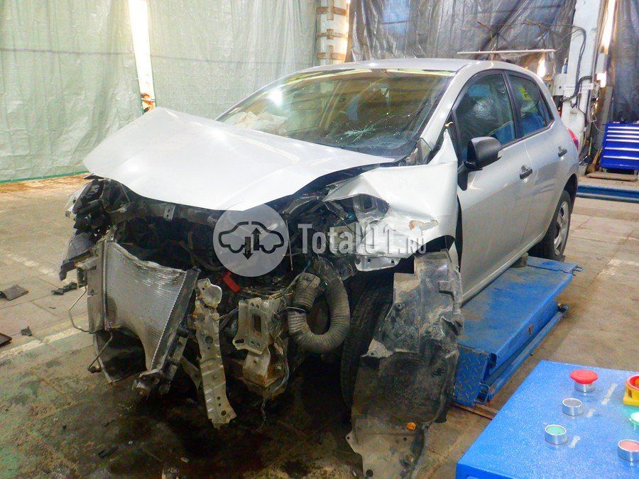 Фото Toyota Auris 8