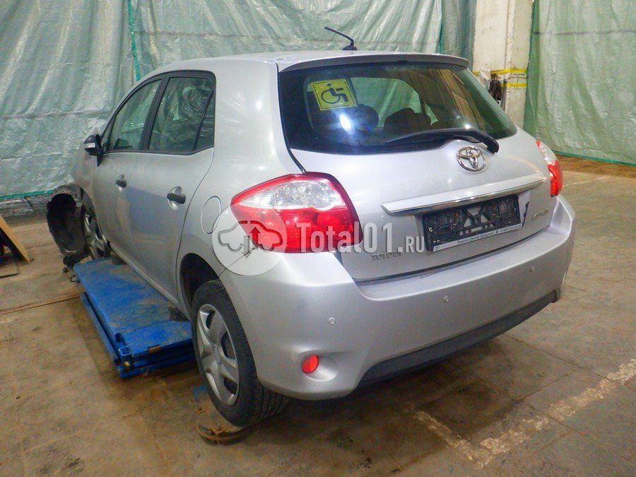 Фото Toyota Auris 16