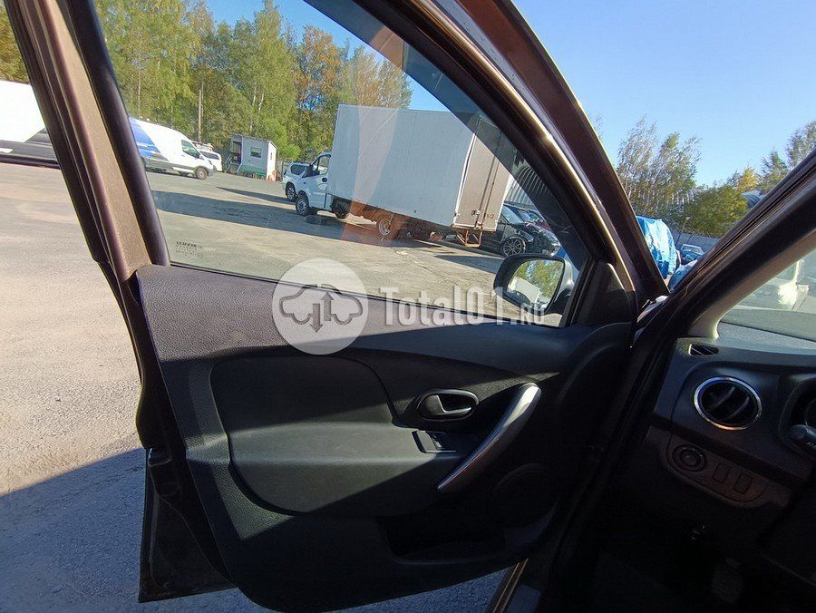 Фото Renault Sandero 110