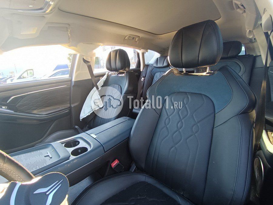 Фото Voyah Free 188
