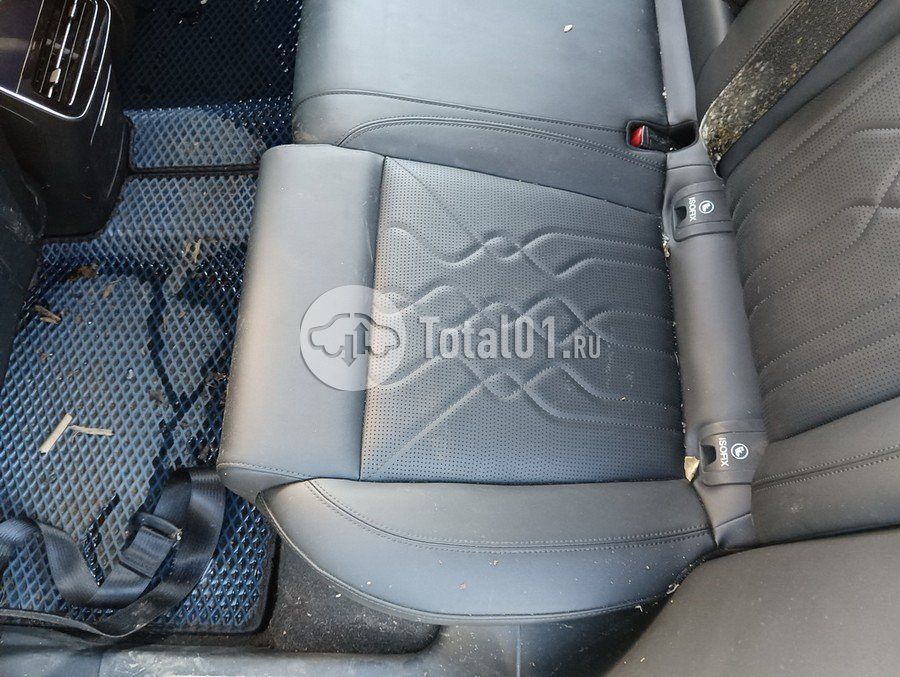 Фото Voyah Free 196