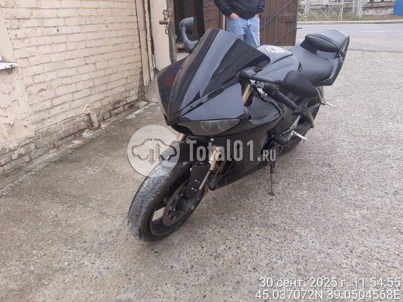 Фото Yamaha YZF-R6 16