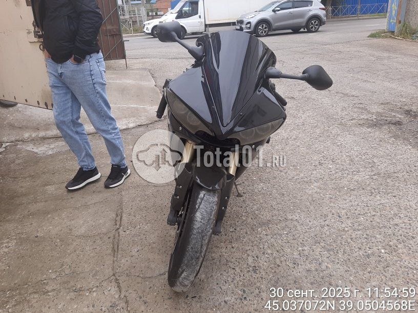 Фото Yamaha YZF-R6 18