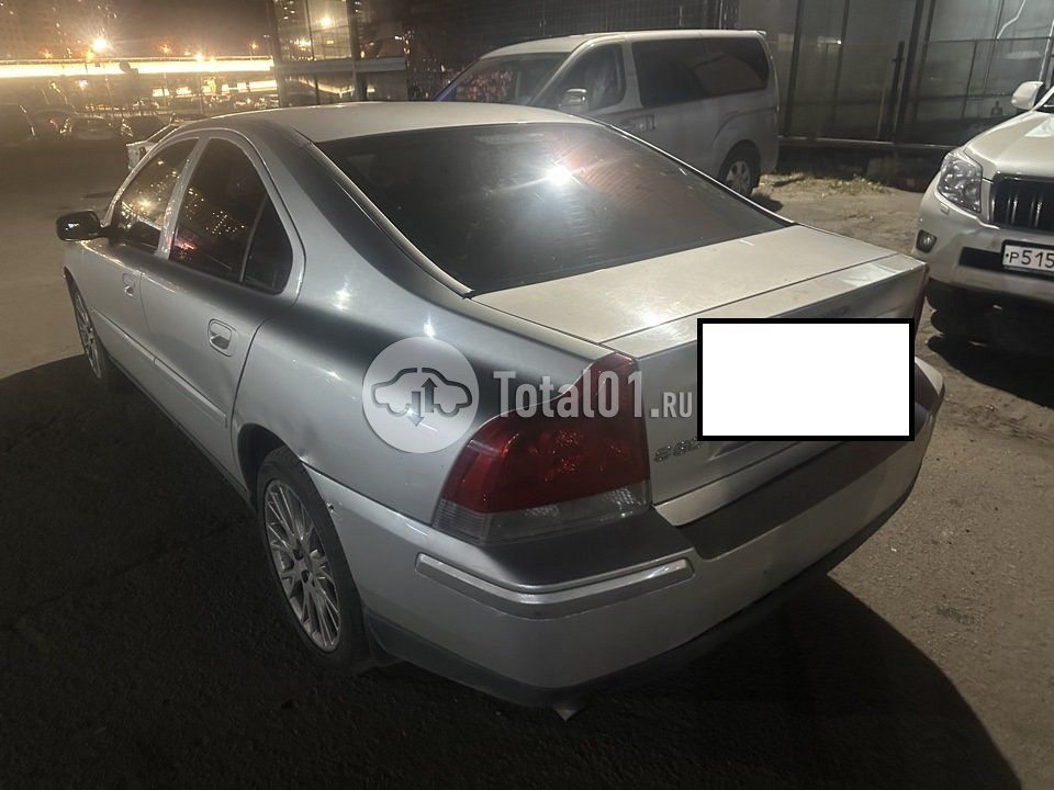 Фото Volvo S60 28