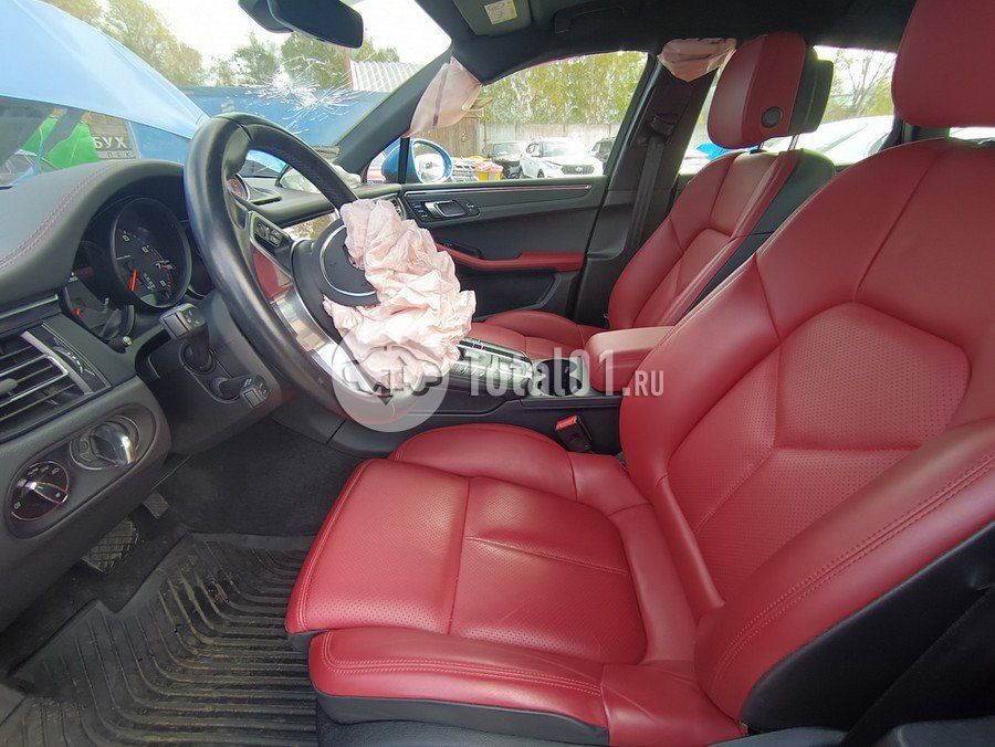 Фото Porsche Macan 96