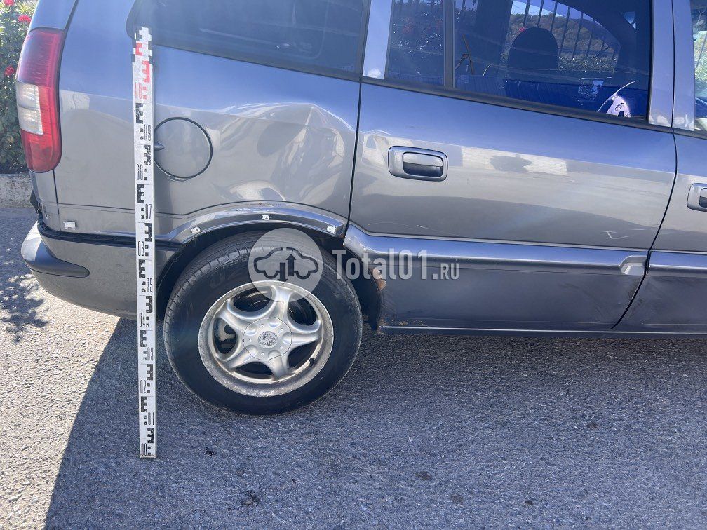 Фото Opel Zafira 22