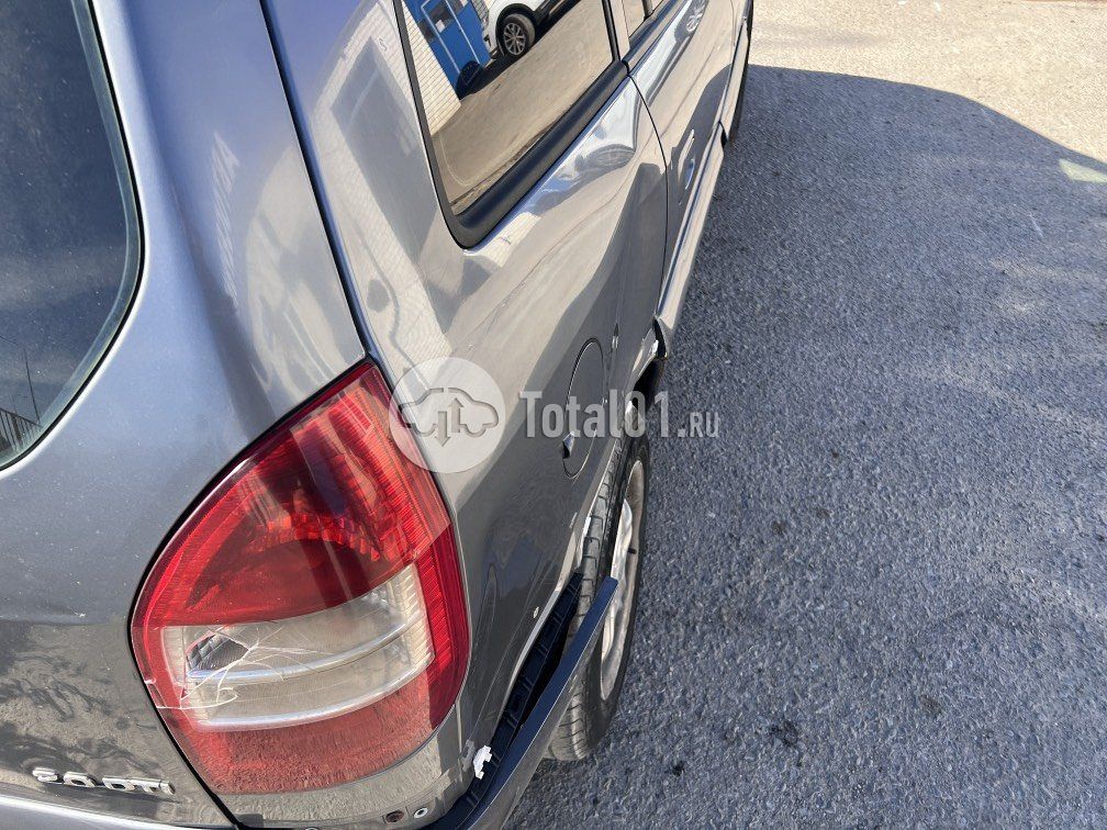 Фото Opel Zafira 32