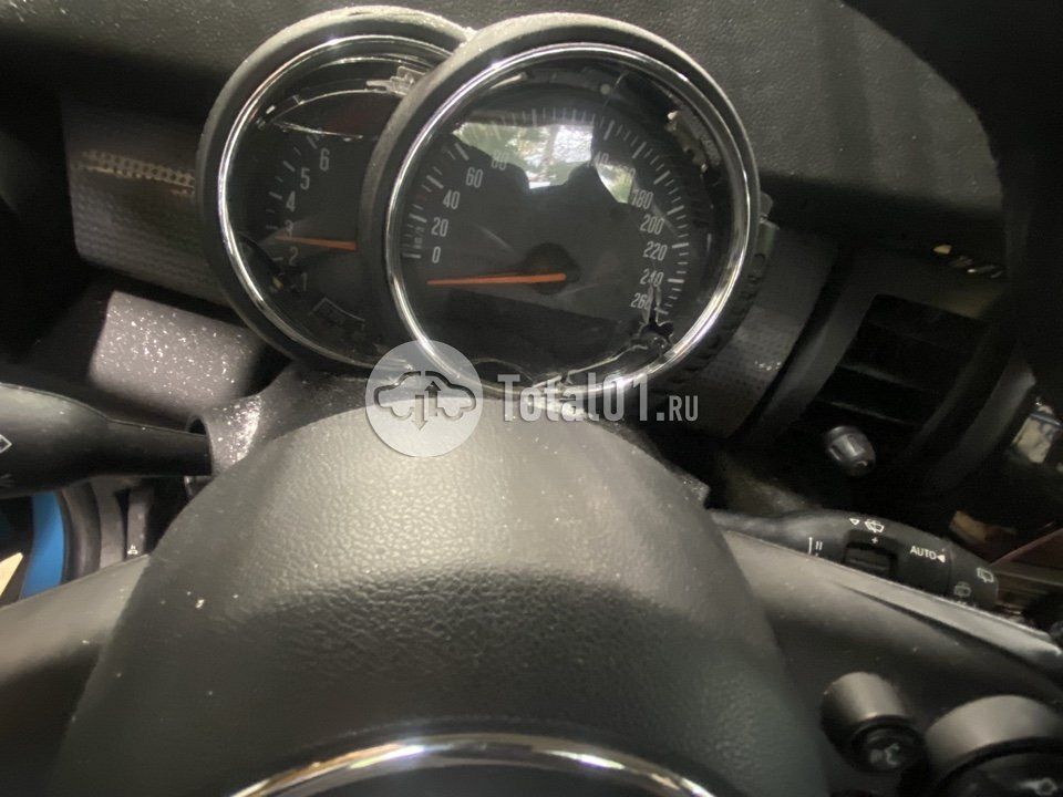 Фото MINI Cooper 46