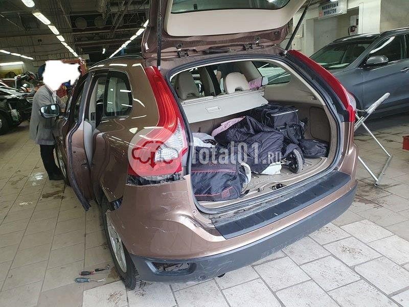 Фото Volvo XC60 8