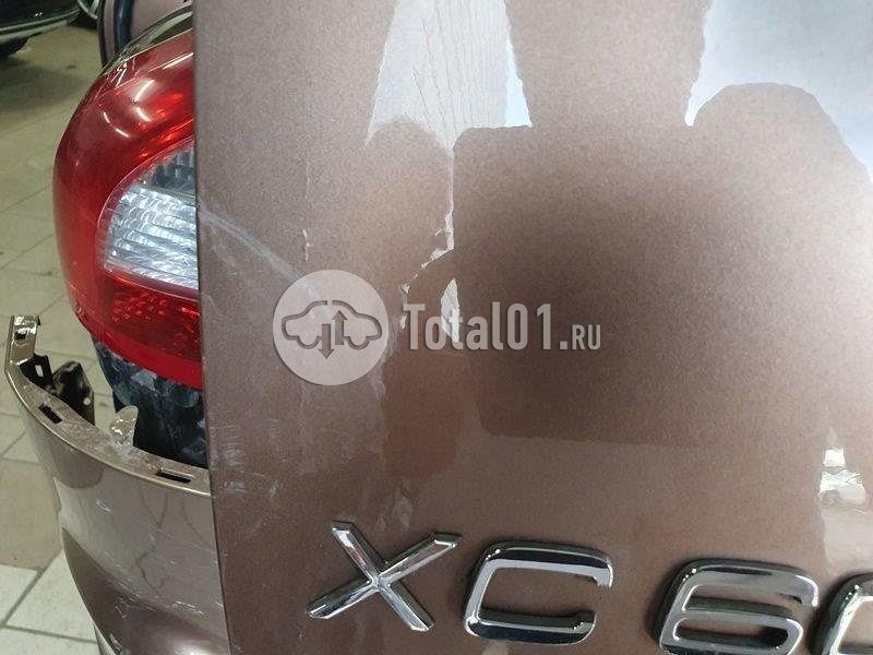 Фото Volvo XC60 28