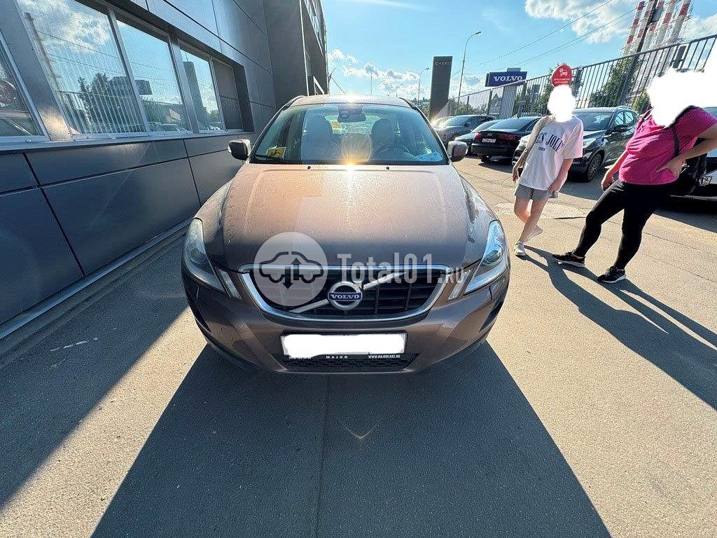 Фото Volvo XC60 560