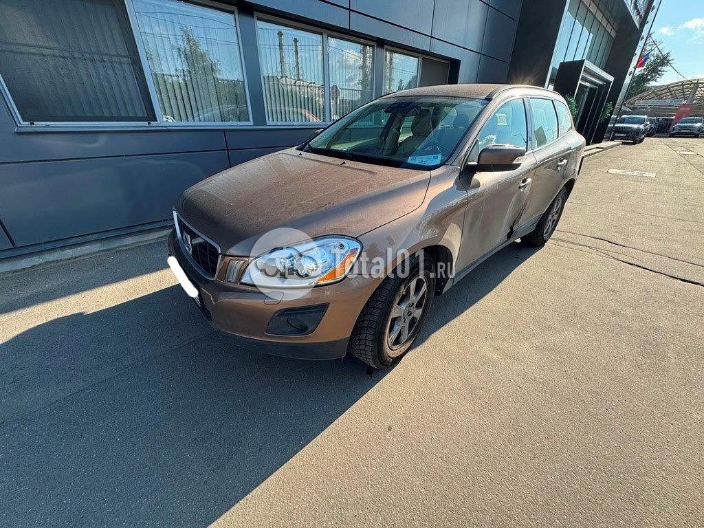 Фото Volvo XC60 562