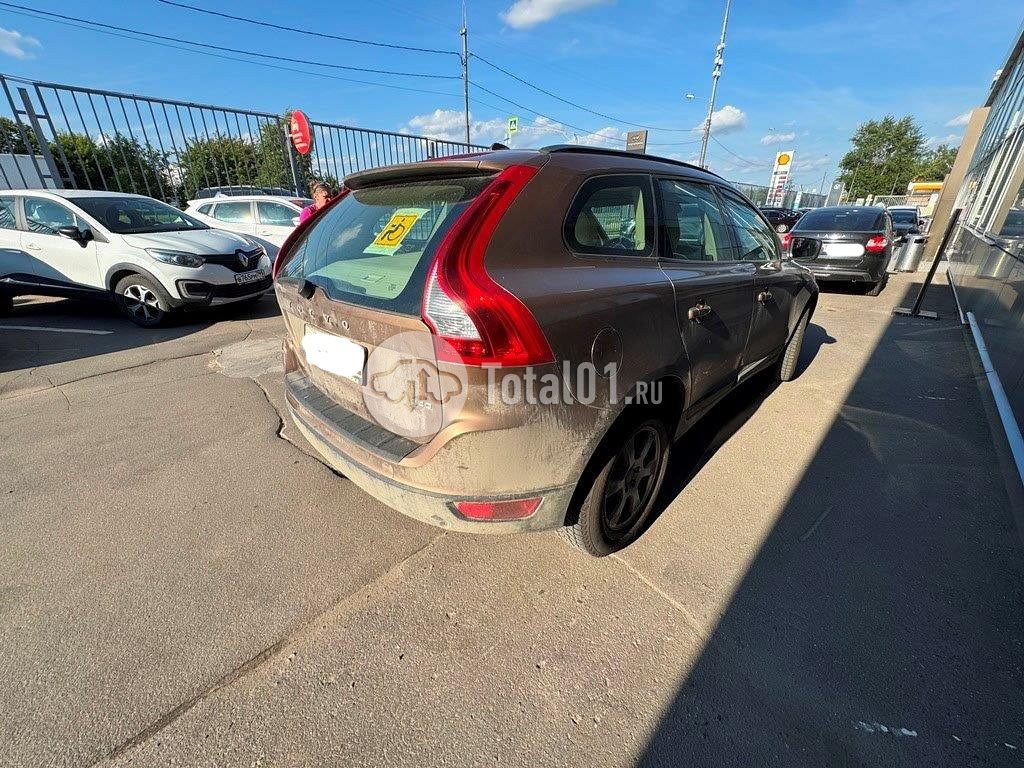 Фото Volvo XC60 570