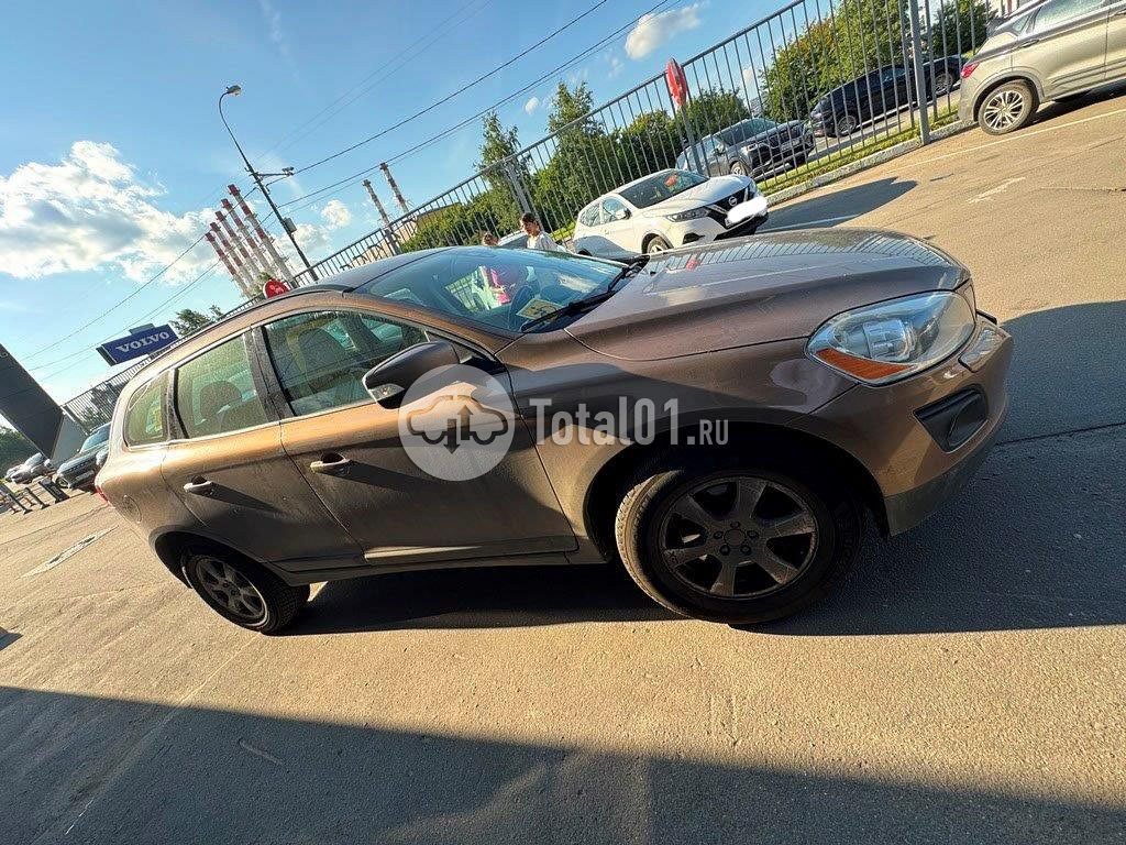 Фото Volvo XC60 572