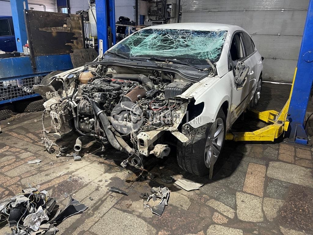 Фото Volkswagen Passat CC 42