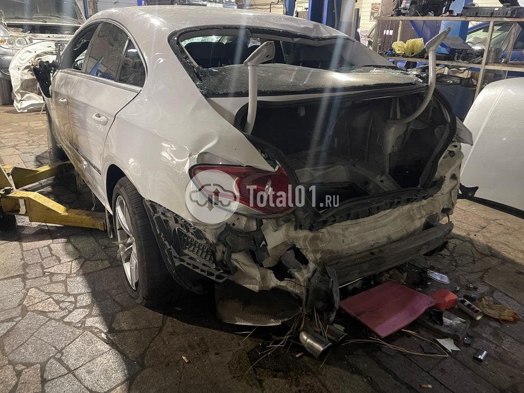 Фото Volkswagen Passat CC 46