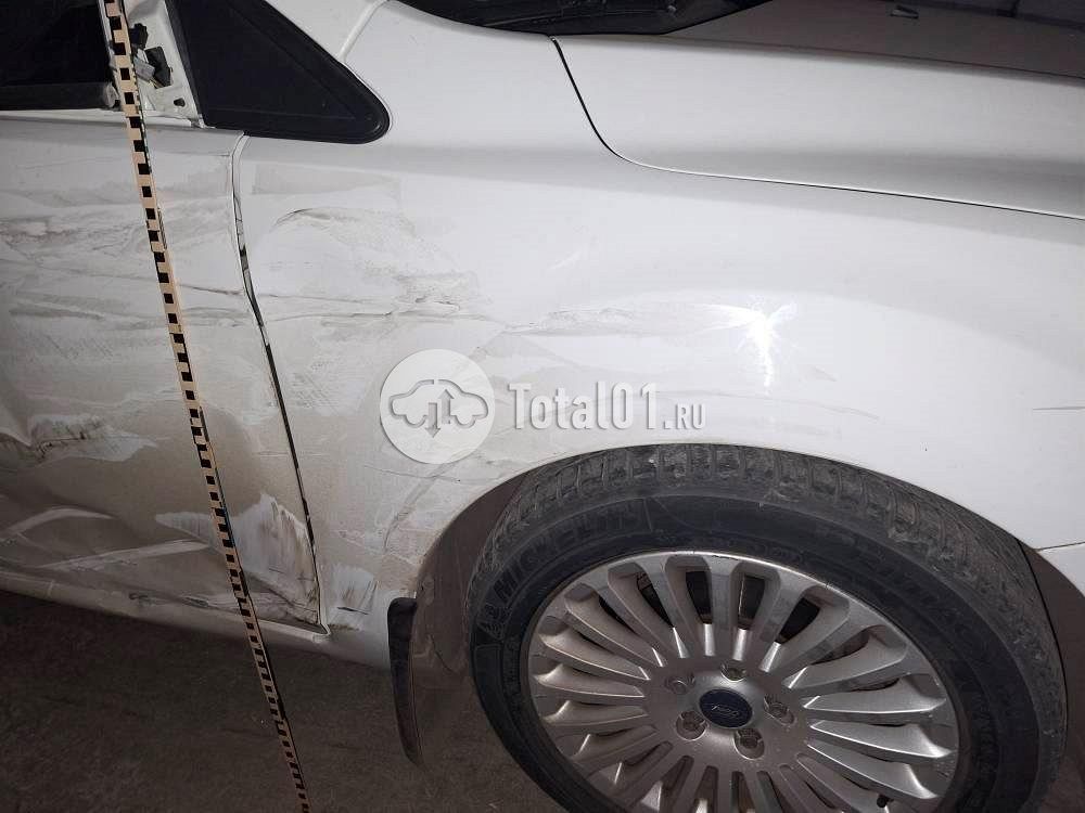 Фото Ford Focus 16