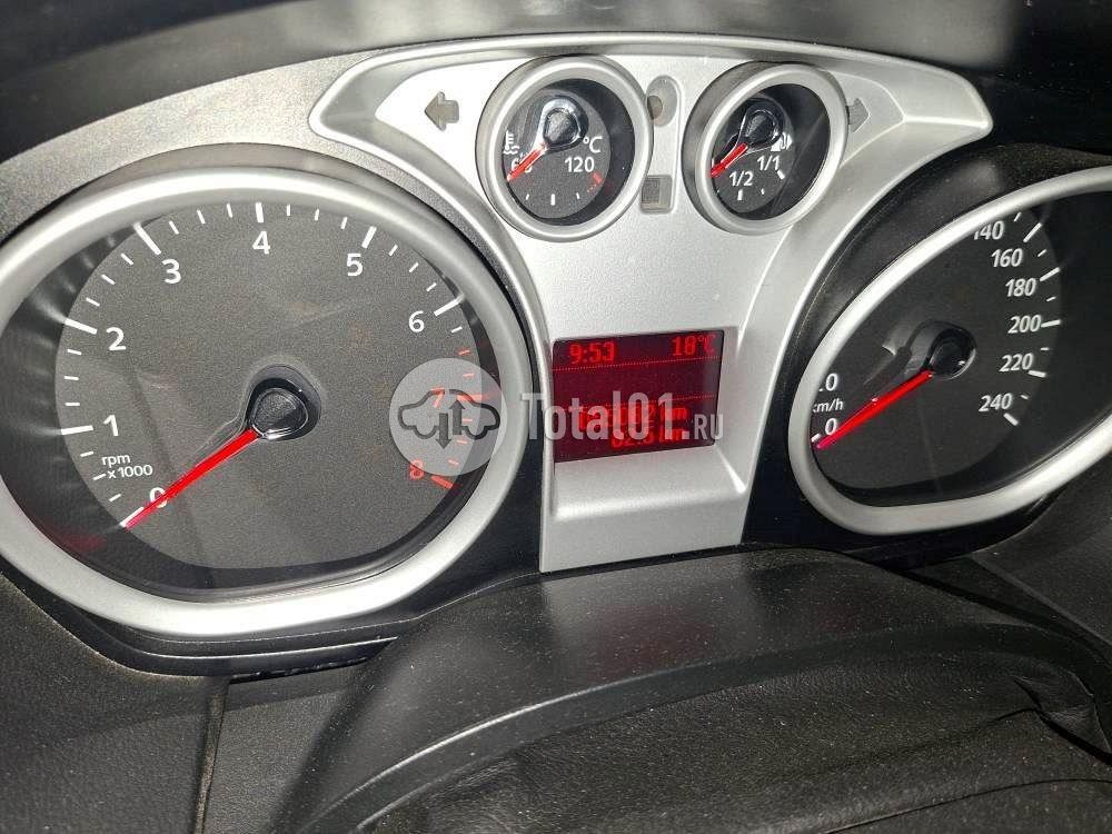 Фото Ford Focus 102