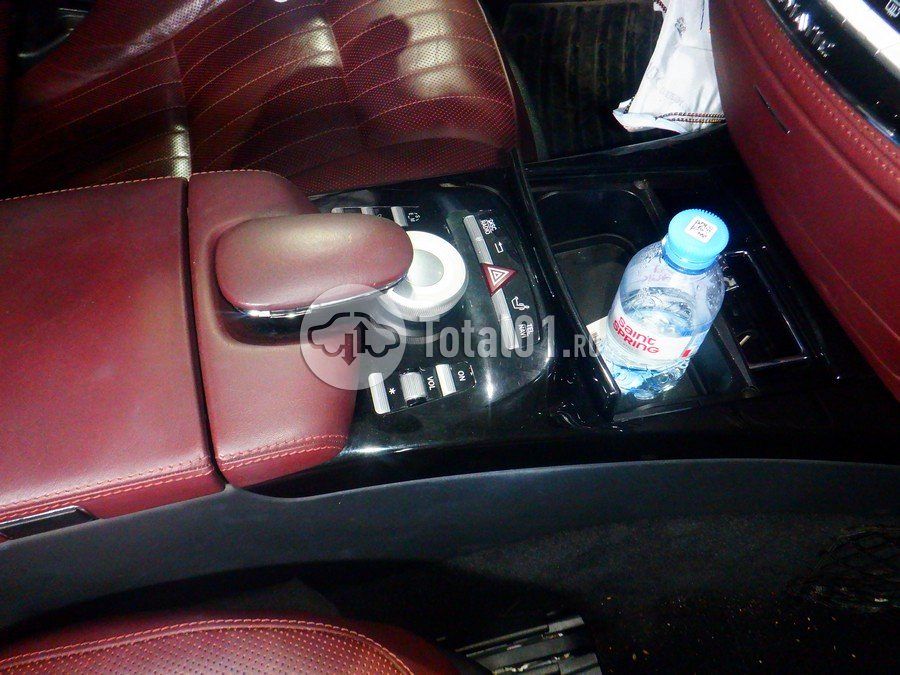 Фото Mercedes-Benz S-класс 32