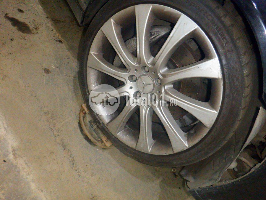 Фото Mercedes-Benz S-класс 108