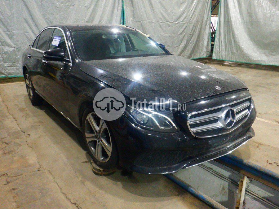 Фото Mercedes-Benz E-класс 2