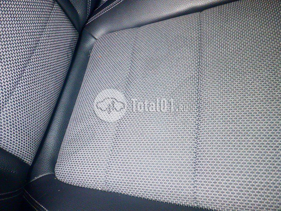 Фото Mercedes-Benz E-класс 32