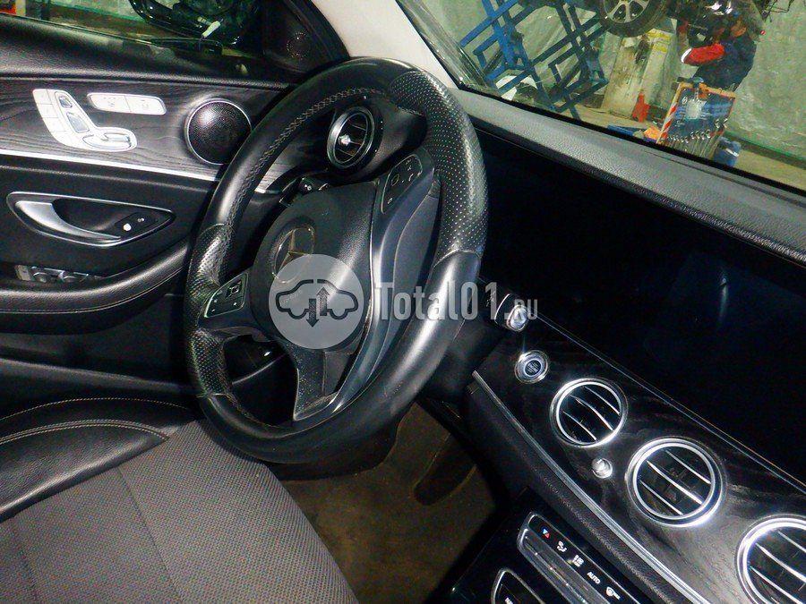 Фото Mercedes-Benz E-класс 50