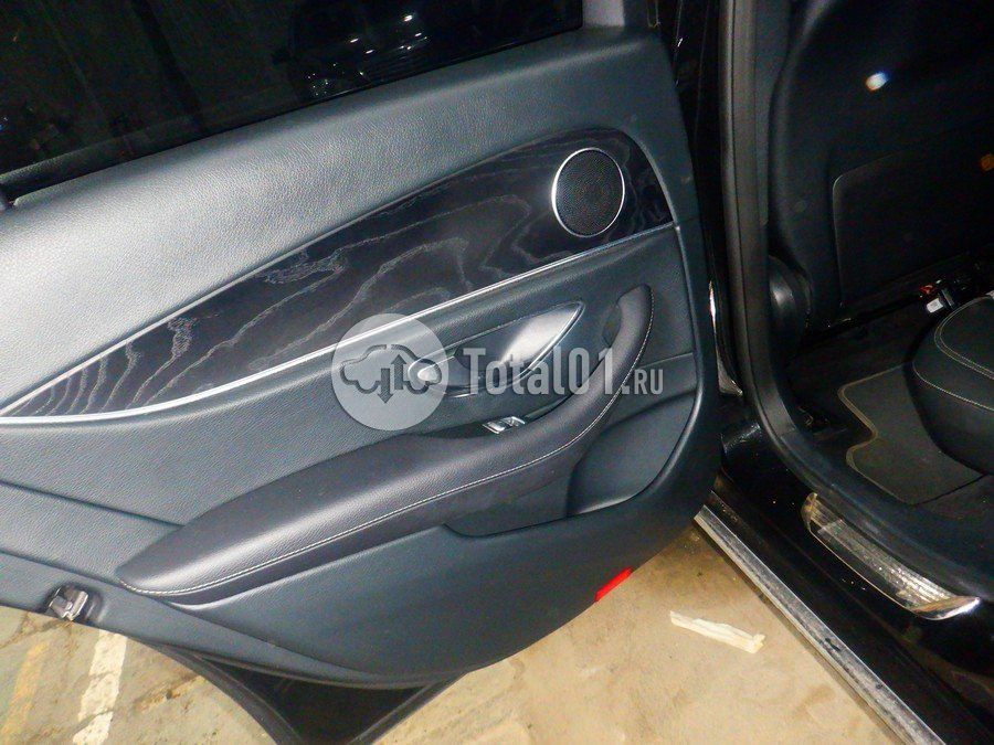 Фото Mercedes-Benz E-класс 76