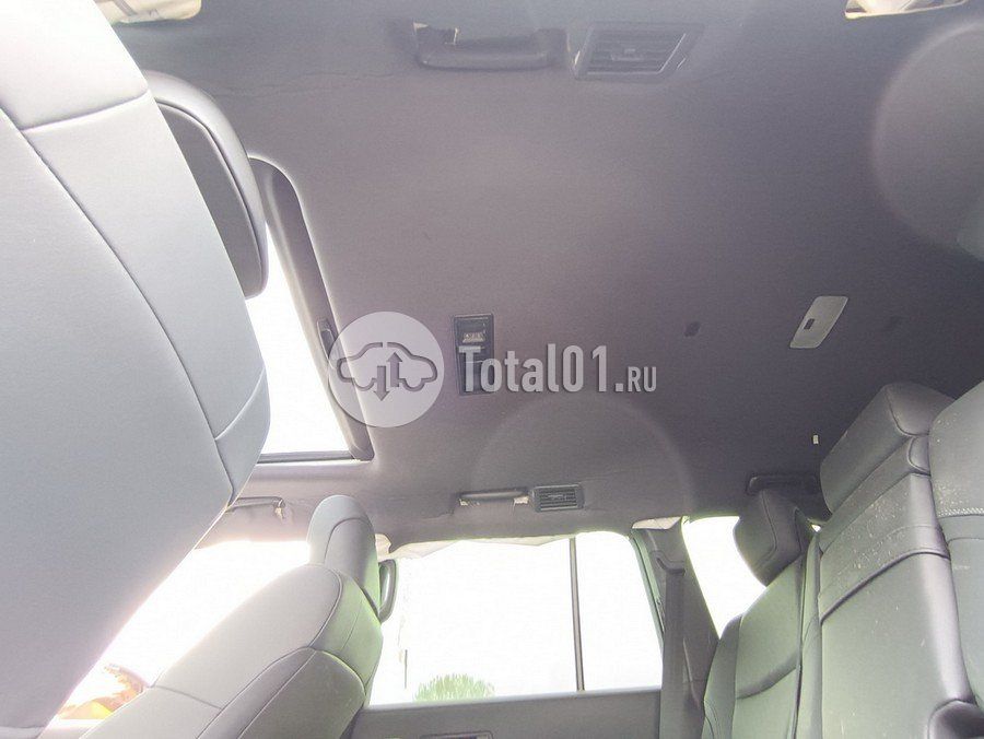 Фото Toyota Land Cruiser 120
