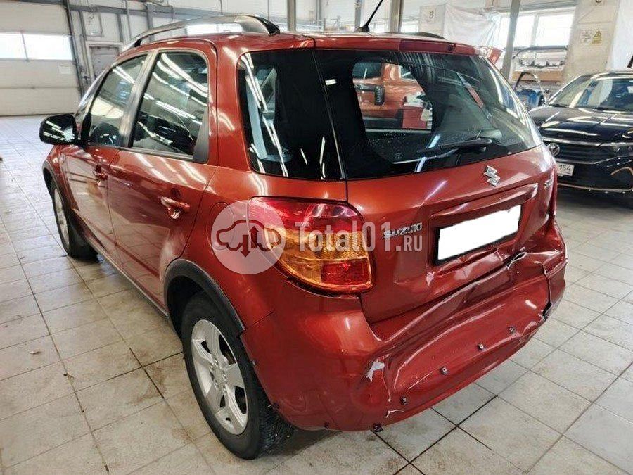 Фото Suzuki SX4 142