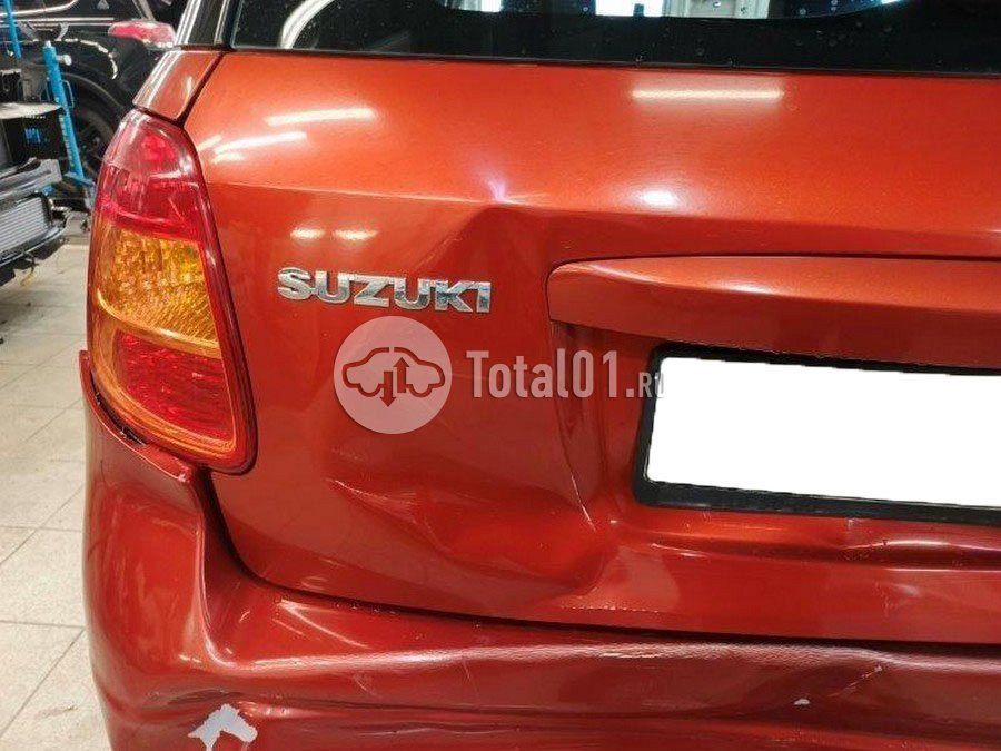 Фото Suzuki SX4 168