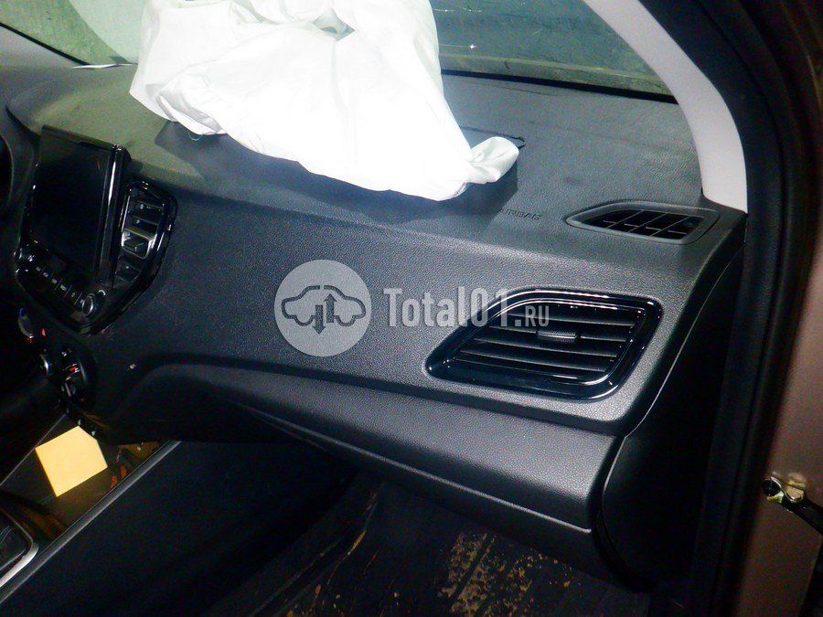 Фото Hyundai Solaris 26