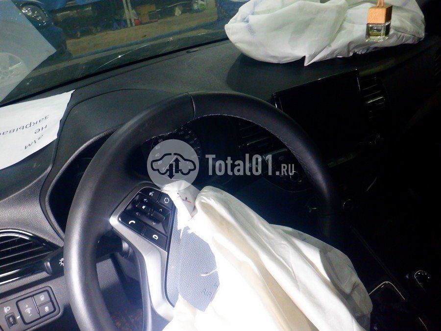 Фото Hyundai Solaris 76