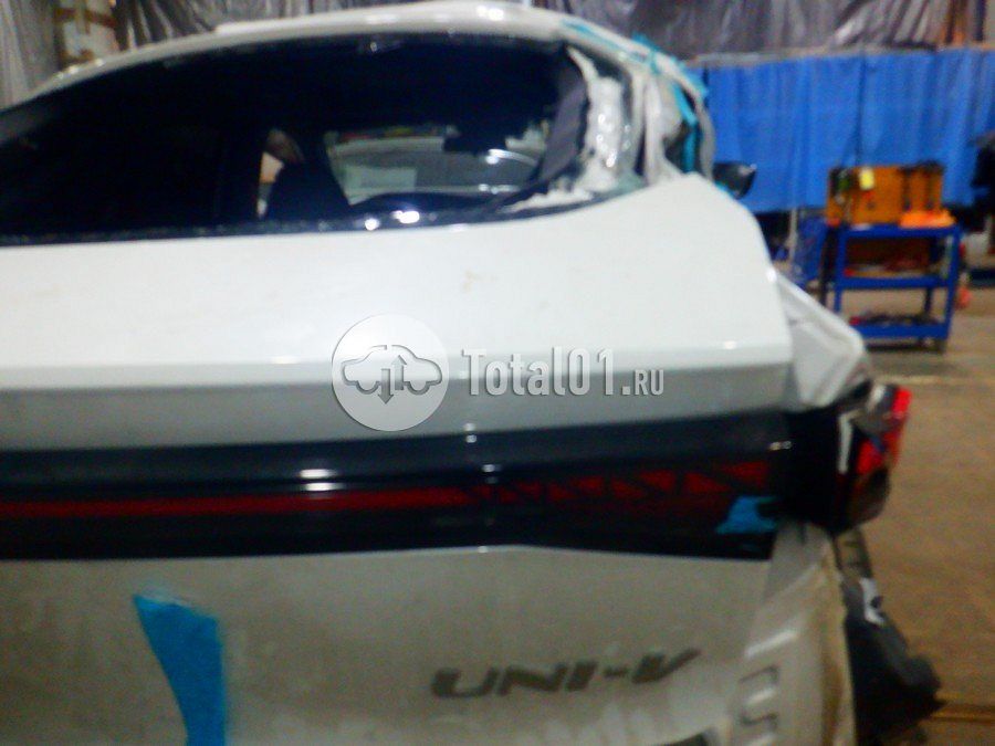 Фото Changan UNI-V 180