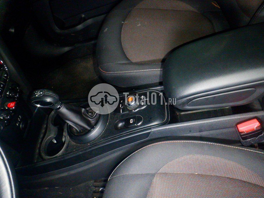 Фото MINI Cooper Countryman 86