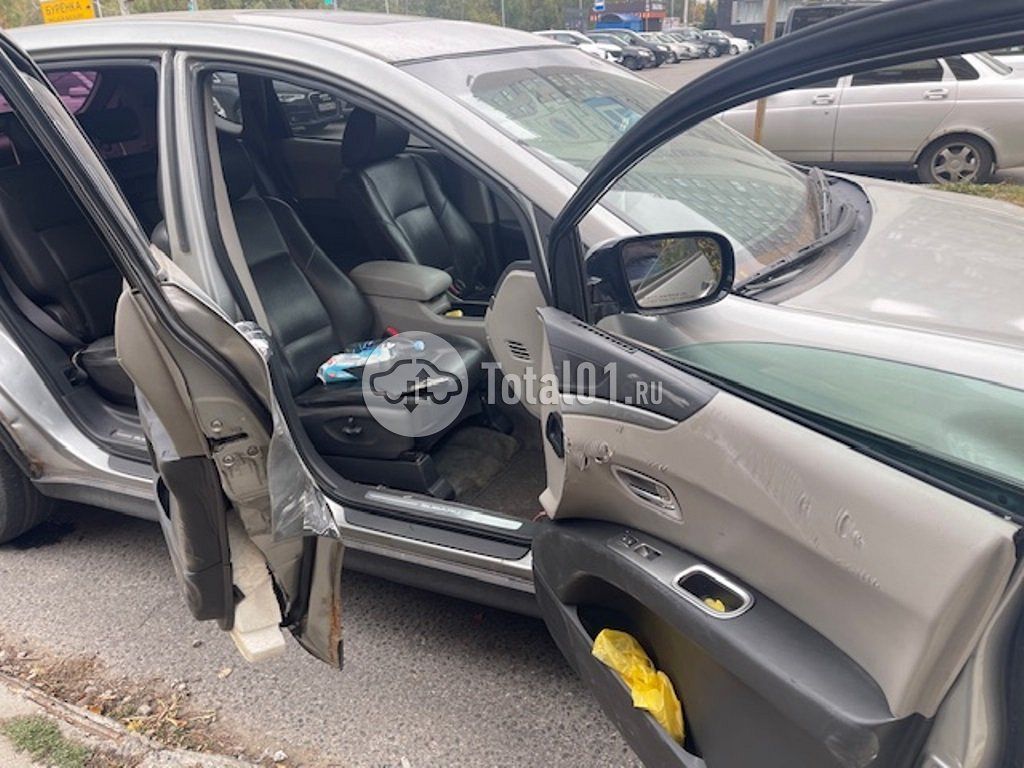 Фото Subaru Tribeca 12
