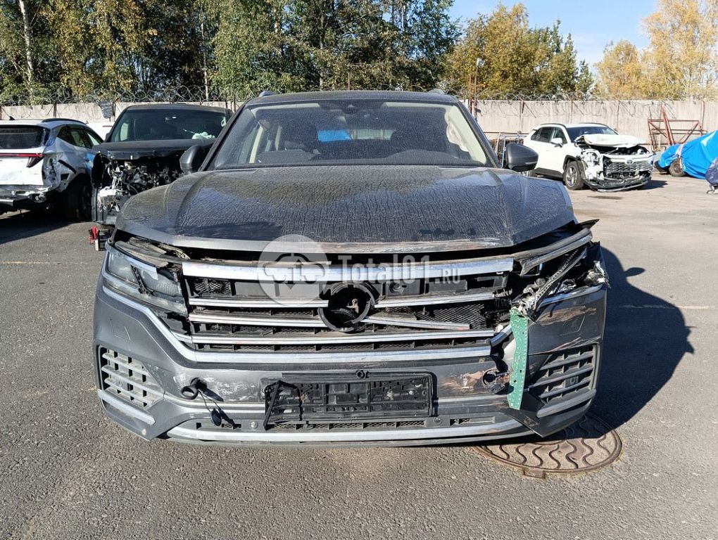 Фото Volkswagen Touareg 8